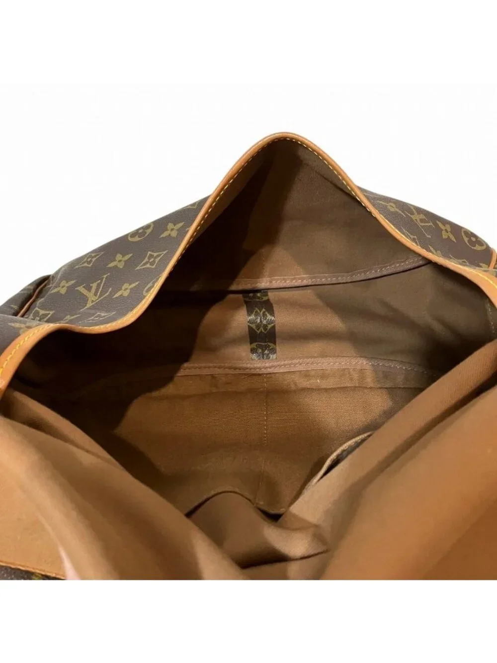 Louis Vuitton Saumur 35 Monogram Shoulder Bag Leather